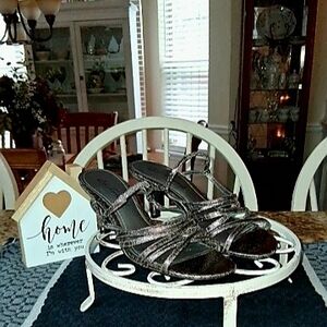 Lulu Townsend Silver/Gray Open Toed Heels Size 7m